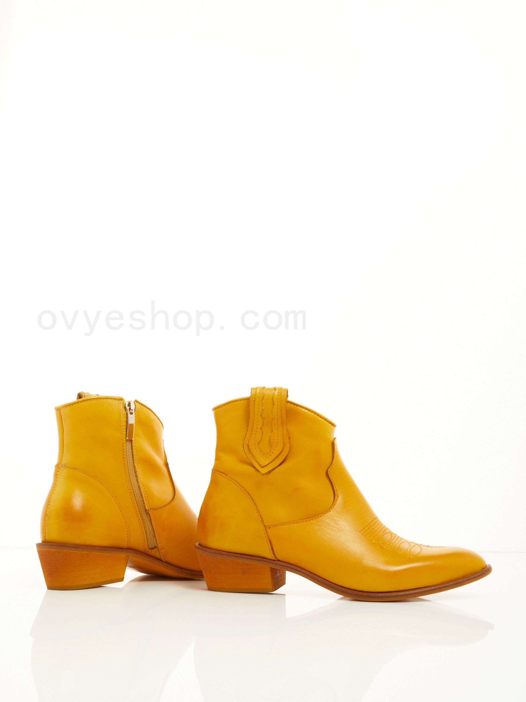 Acquisto Leather Cowboy Ankle Boots F0817885-0498 On Line